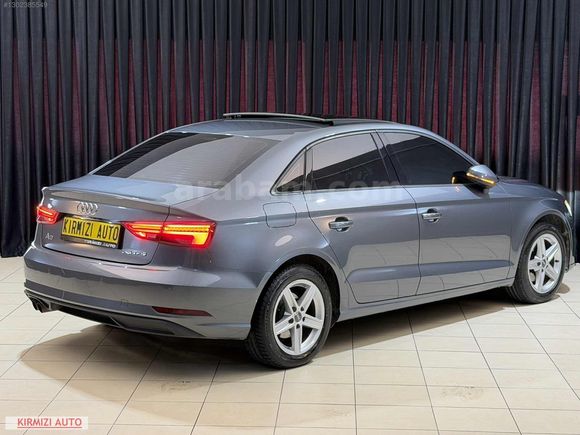 KIRMIZI AUTO'DN 2o2o AUDI A3 35 TFSI DYNAMIC BOYASIZ CAM TAVAN