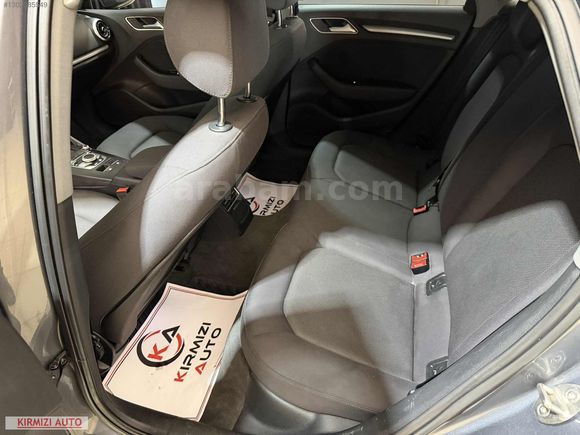 KIRMIZI AUTO'DN 2o2o AUDI A3 35 TFSI DYNAMIC BOYASIZ CAM TAVAN