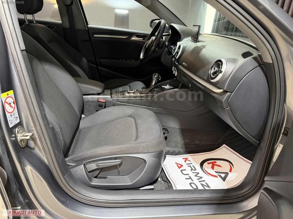 KIRMIZI AUTO'DN 2o2o AUDI A3 35 TFSI DYNAMIC BOYASIZ CAM TAVAN
