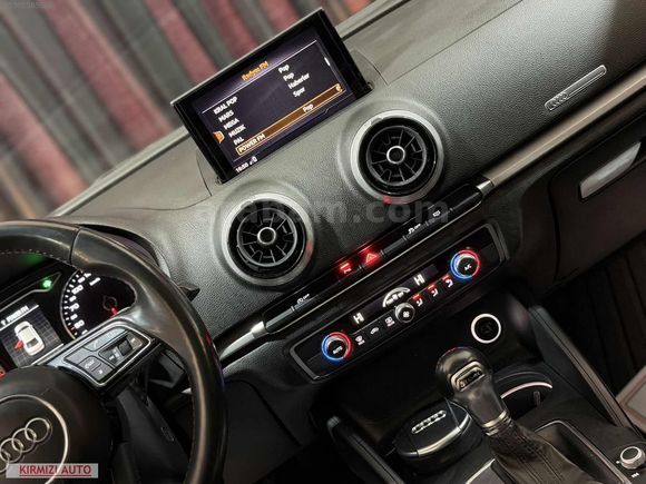 KIRMIZI AUTO'DN 2o2o AUDI A3 35 TFSI DYNAMIC BOYASIZ CAM TAVAN