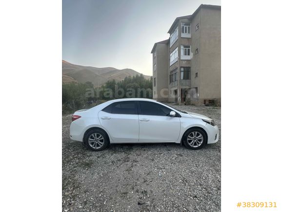 Sahibinden Toyota Corolla 1.4 D-4D Touch 2015 Model 