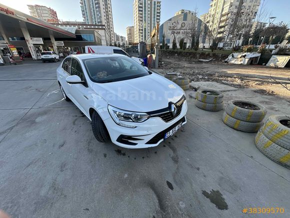 Sahibinden Renault Megane 1.3 TCe Joy Comfort 2022 Model Diyarbakır 116.000 km Beyaz