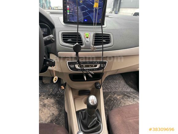 Sahibinden Renault Megane 1.5 dCi Expression 2011 Model  280.000 km Gri (metalik)