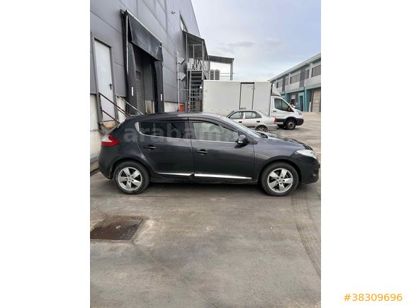 Sahibinden Renault Megane 1.5 dCi Expression 2011 Model  280.000 km Gri (metalik)
