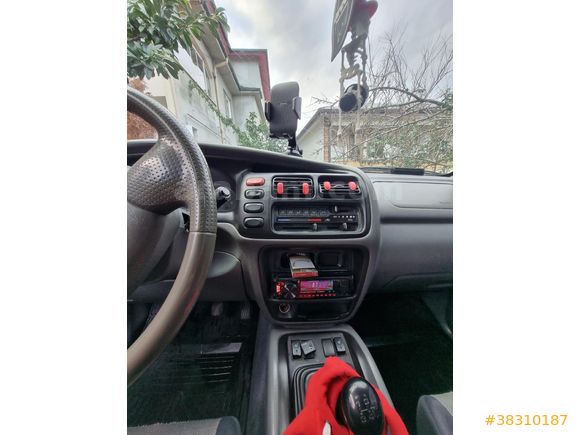 Sahibinden Suzuki Grand Vitara 2.5 1999 Model