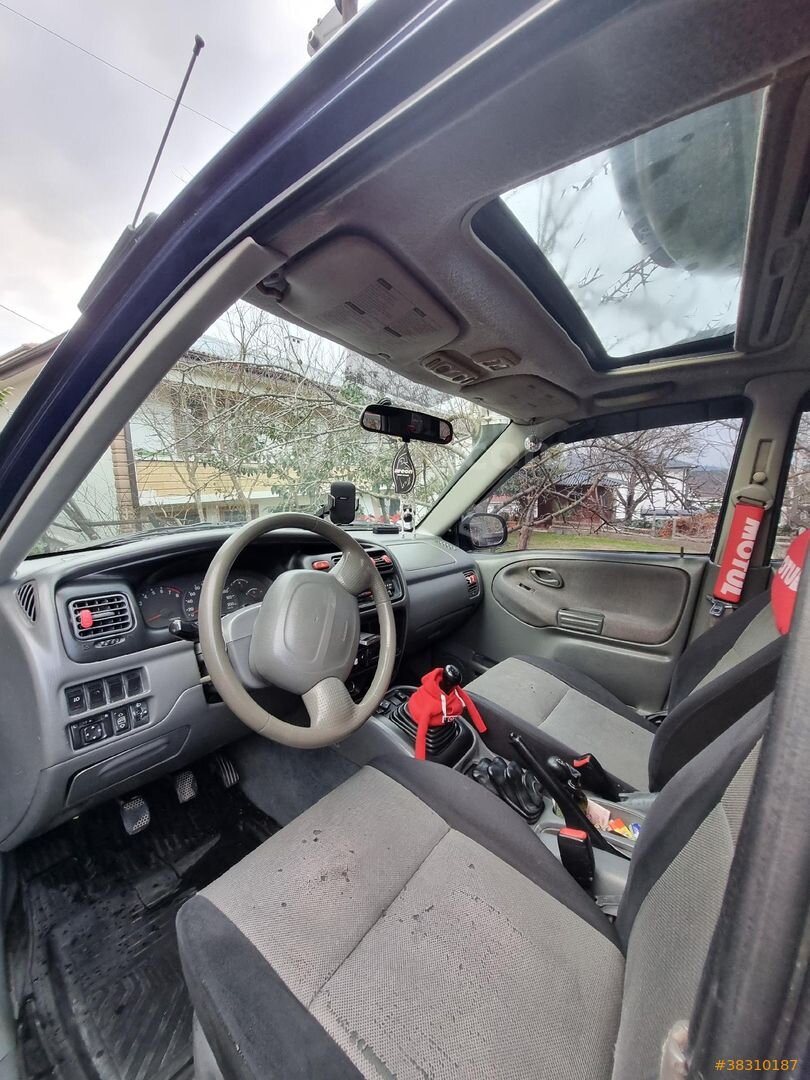 Sahibinden Suzuki Grand Vitara 2.5 1999 Model 6