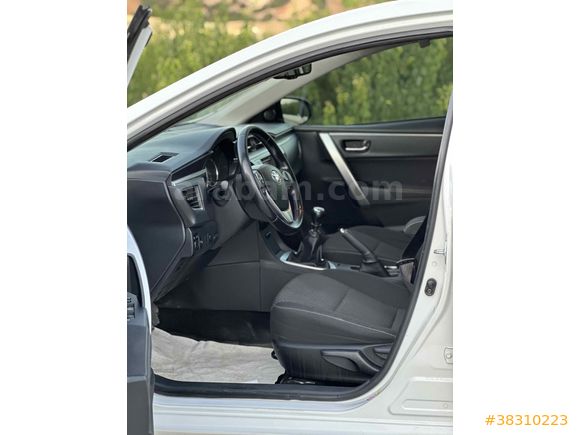 Galeriden Toyota Corolla 1.4 D-4D Advance 2016 Model Antalya