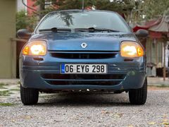 Sahibinden Renault Clio 1.4 RNA 2000 Model 