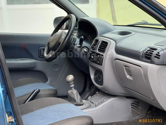 Sahibinden Renault Clio 1.4 RNA 2000 Model 