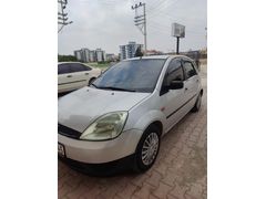 Sahibinden Ford Fiesta 1.4 Comfort 2005 Model
