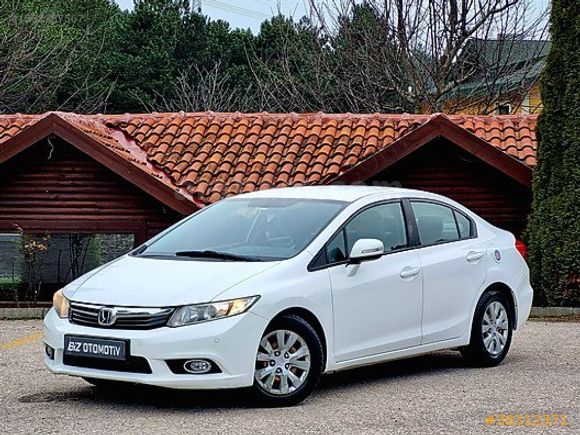 BİZ OTOMOTİVDEN 40. YIL 2012 HONDA CİVİC OTOMATİK DÜŞÜK KM