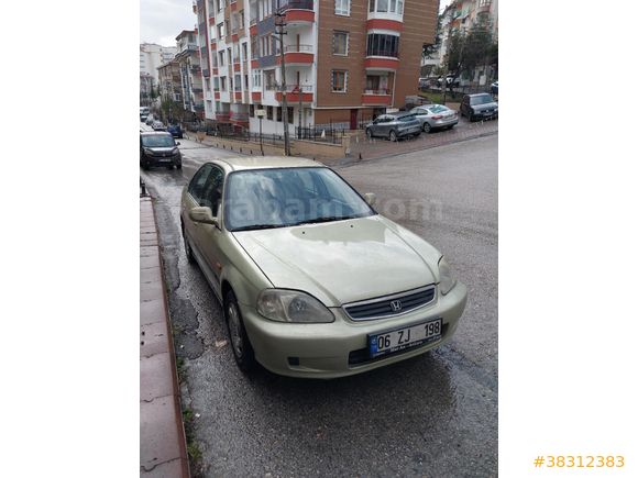 Sahibinden Honda Civic 1.6 i ES 2000 Model