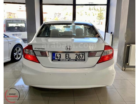 2012 CİVİC DEĞİŞENSİZ BOYASIZ MANUEL 121.KM