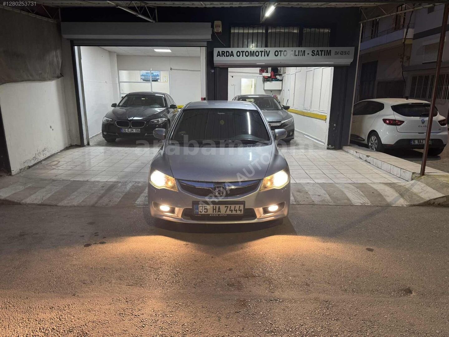 Galeriden Honda Civic 1.6i VTEC Premium 2011 Model İzmir 238.000 km Gri 7