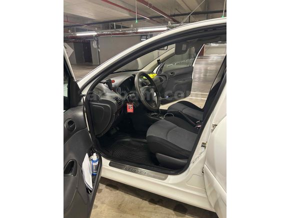 Sahibinden Peugeot 206 1.4 X-Line 2005 Model 