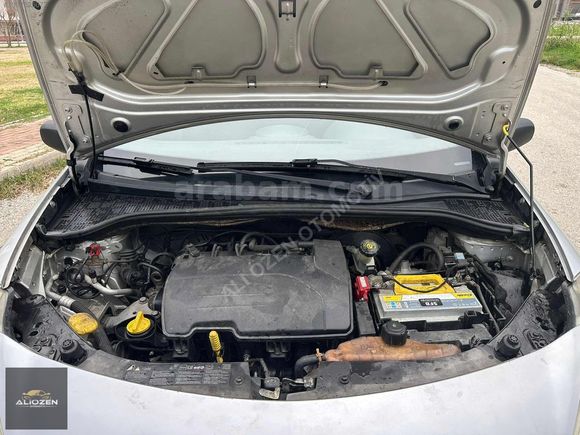 ALİ ÖZEN OTOMOTİV DEN 2008 MODEL 1.2 OTOMOTİK CLİO