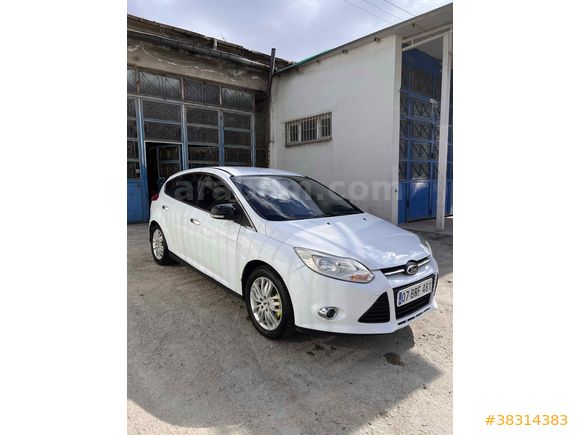 Sahibinden Ford Focus 1.6 Ti-VCT Trend 2011 Model 