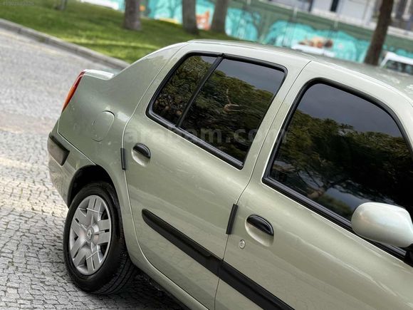 RENAULT CLİO 1.5 DCİ ORJİNAL EMSALSİZ TEMİZLİKTE SIFIR LASTİK