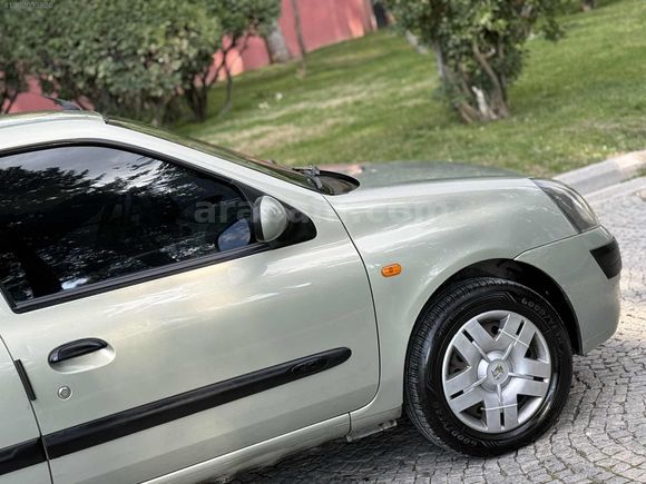 RENAULT CLİO 1.5 DCİ ORJİNAL EMSALSİZ TEMİZLİKTE SIFIR LASTİK