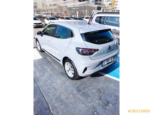 Sahibinden Renault Clio 1.0 TCe Evolution 2025 Model 