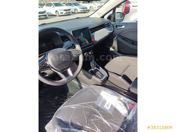 Sahibinden Renault Clio 1.0 TCe Evolution 2025 Model 