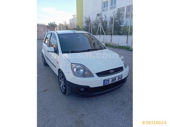 Sahibinden Ford Fiesta 1.4 TDCi Comfort 2006 Model