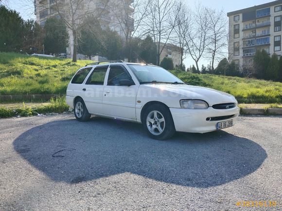 klimalı Ford Escort 1.6 CLX