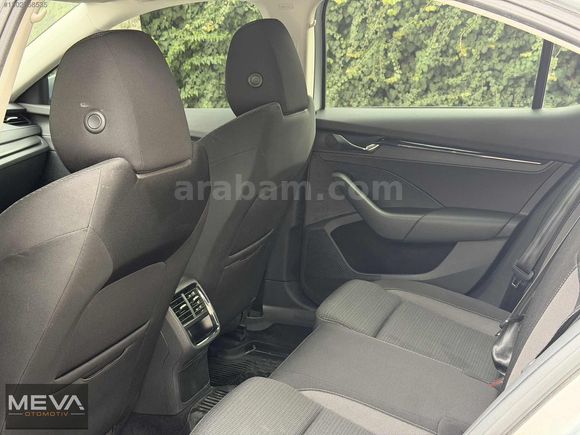 Meva Otomotiv'den Skoda Octavia 1.0 e-Tec Hibrit Elite 100bin km