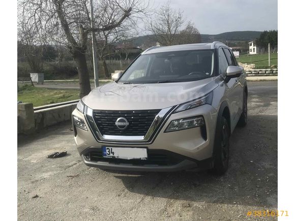 Sahibinden Nissan X-Trail 1.5 DIG-T Platinum 2024 Model  8.250 km Şampanya