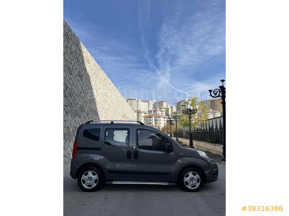 Sahibinden Fiat Fiorino Combi 1.3 Multijet 100. Yıl Özel Seri 2023 Model Ankara 67.563 km Gri