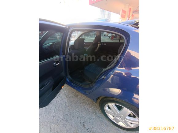 Sahibinden Renault Megane 1.6 Dynamique 2004 Model  370.000 km Mavi