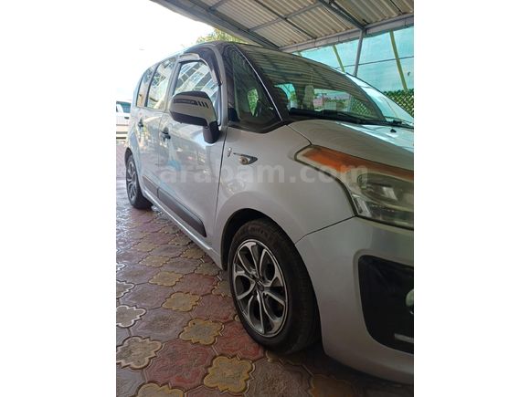 Sahibinden Citroen C3 Picasso 1.6 HDi Confort 2016 Model