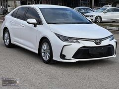 ŞAHİNLER'DEN-2021 TOYOTA COROLLA 1.5 VİSİON HATASIZ BAKIMLI