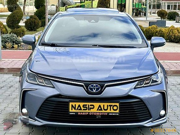İLK El_2022 Toyota Corolla 1.8Hibrid Flame X-Pack+Sanroflu Full
