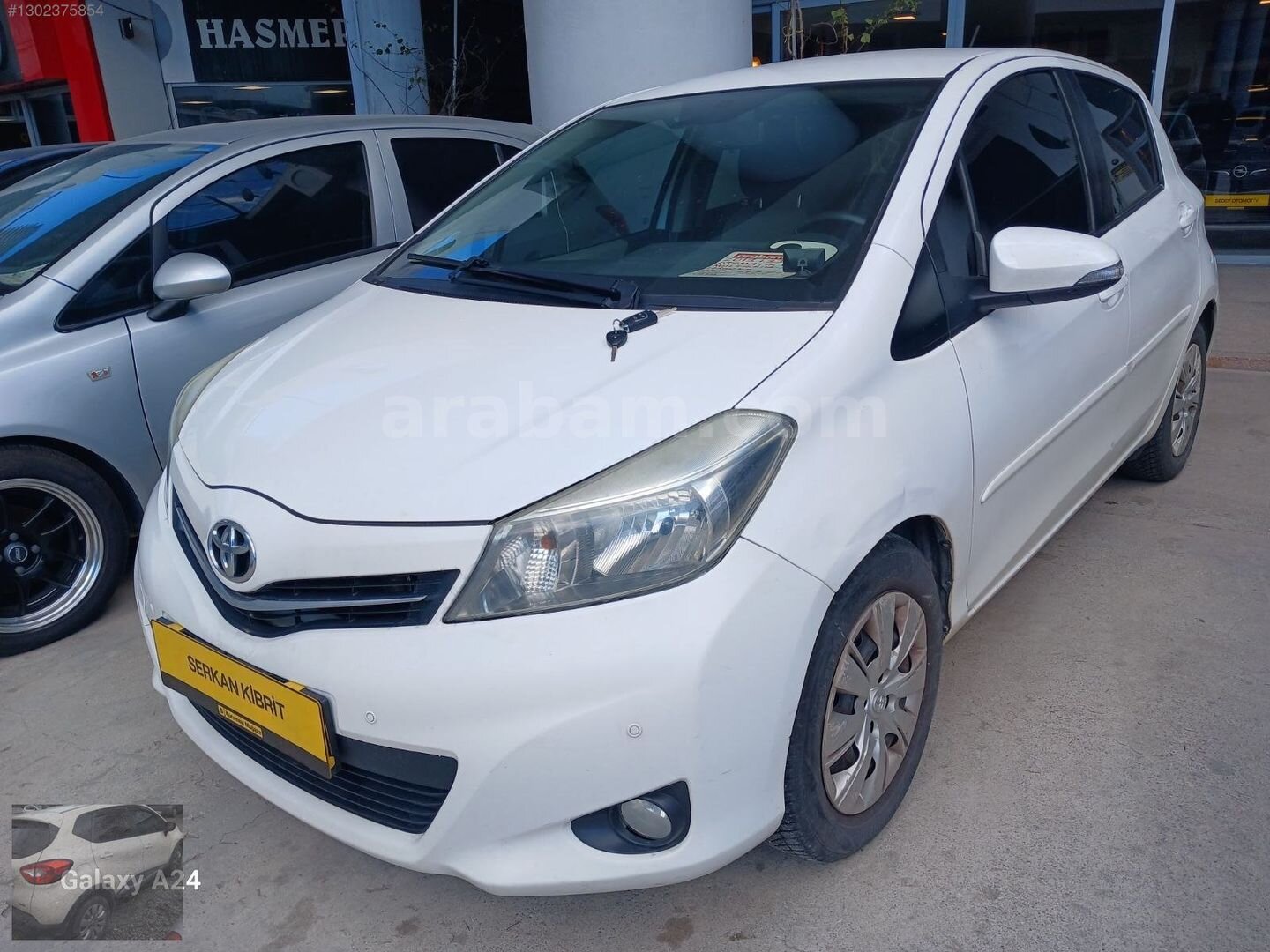 Galeriden Toyota Yaris 1.33 Cool 2013 Model İzmir 175.000 km Beyaz 3