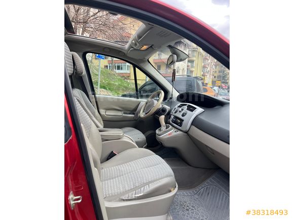 Sahibinden Renault Scenic 1.6 Privilege 2005 Model