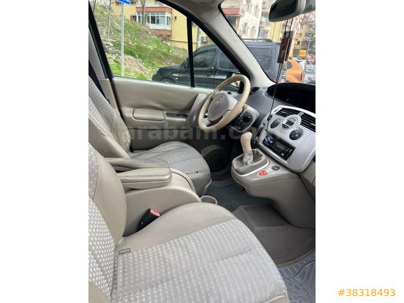 Sahibinden Renault Scenic 1.6 Privilege 2005 Model