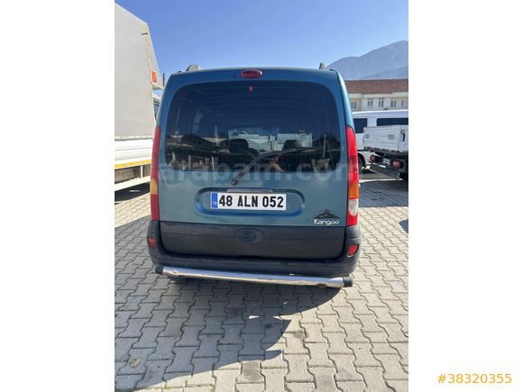 OTOMOBİL RUHSATLI
 Renault Kangoo  Multix 1.5 dCi Authentique 2004 Model 
