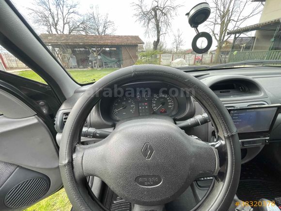 Sahibinden Renault Clio 1.4 RXT 2001 Model 