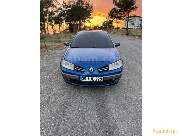 Megane 1.5 dCi Expression  2028 yilina kadar gecerli muayeneli