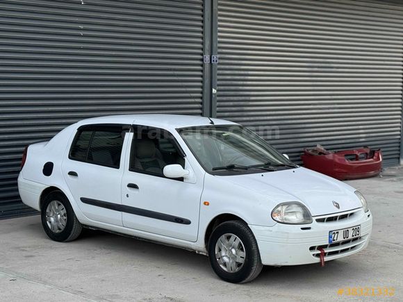 Sahibinden Renault Clio 1.4 RNA 2000 Model  311.000 km Beyaz pazarlıksız son fiyat 