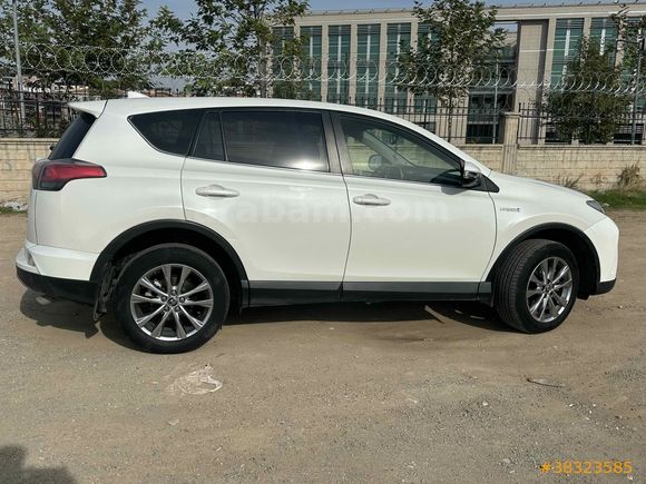 Sahibinden Toyota RAV4 2.5 Hybrid 2018 Model 