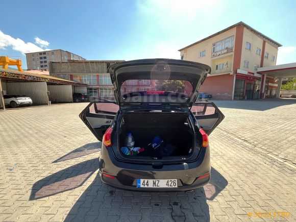 Sahibinden Kia Ceed 1.6 CRDi Concept 2012 Model