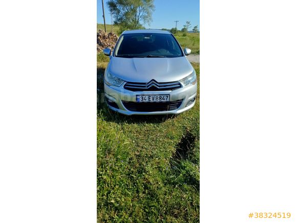 Sahibinden Citroen C4 1.6 HDi Attraction 2012 Model  212.500 km Gri (Gümüş)