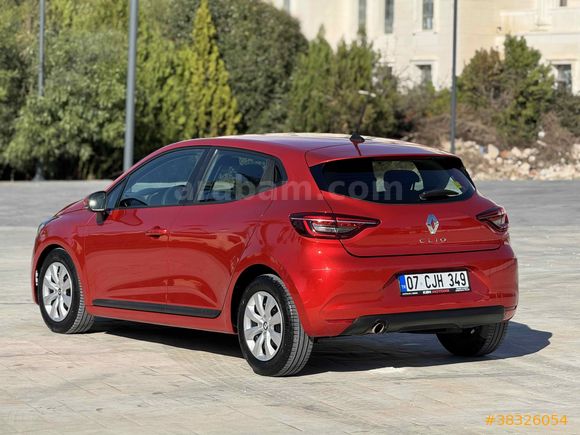 Sahibinden Renault Clio 1.0 SCe Joy 2022 Model 
