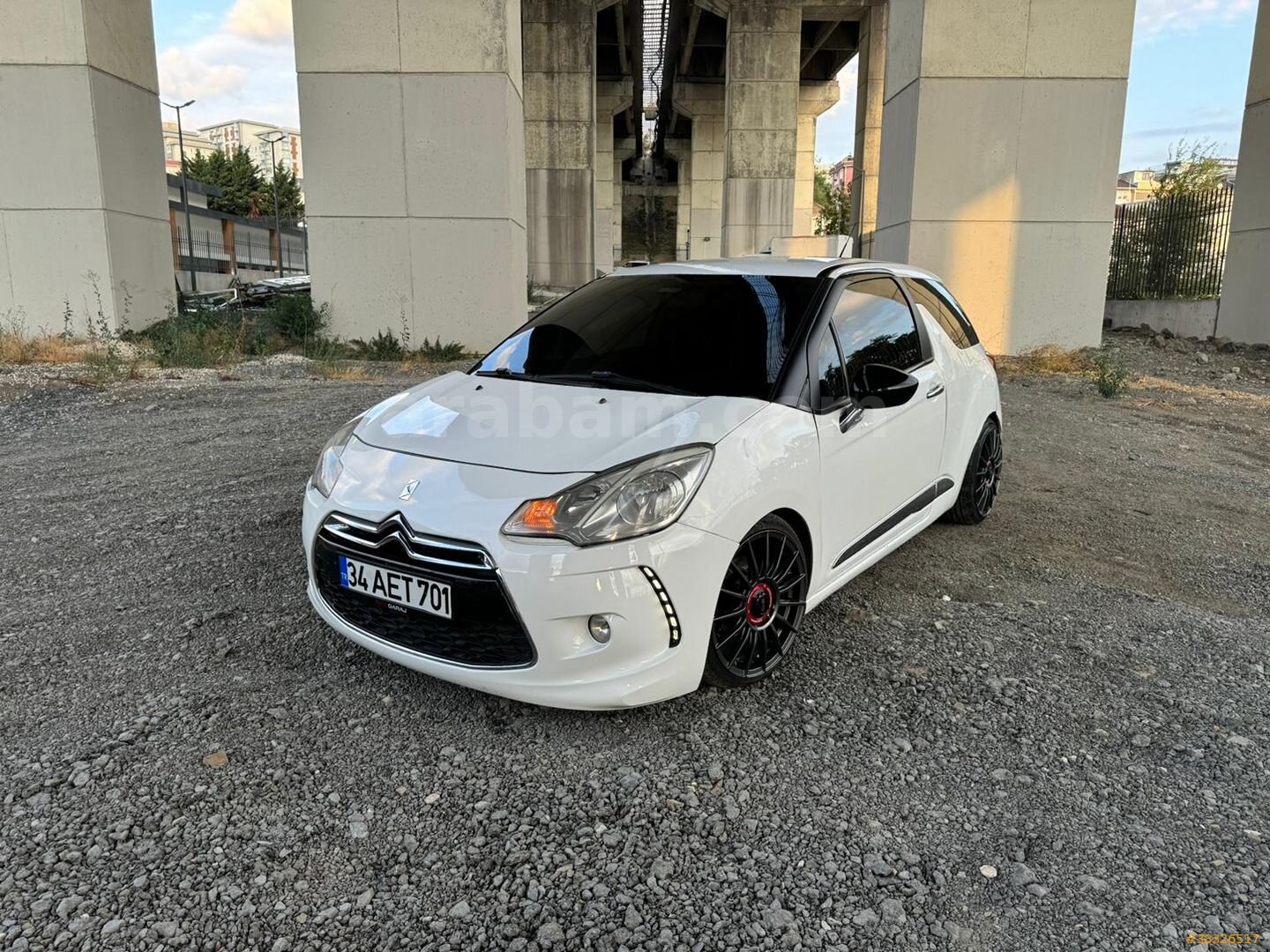 Sahibinden DS Automobiles DS3 1.6 e-HDi DStyle 2012 Model İstanbul 216.000 km Beyaz 1