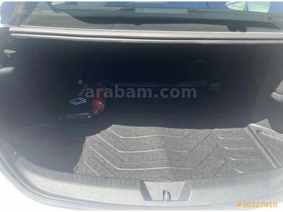 Sahibinden Renault Megane 1.3 TCe Touch 2025 Model 