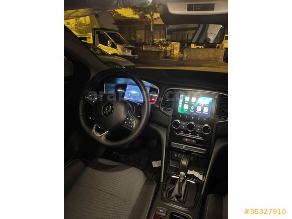 Sahibinden Renault Megane 1.3 TCe Touch 2025 Model 