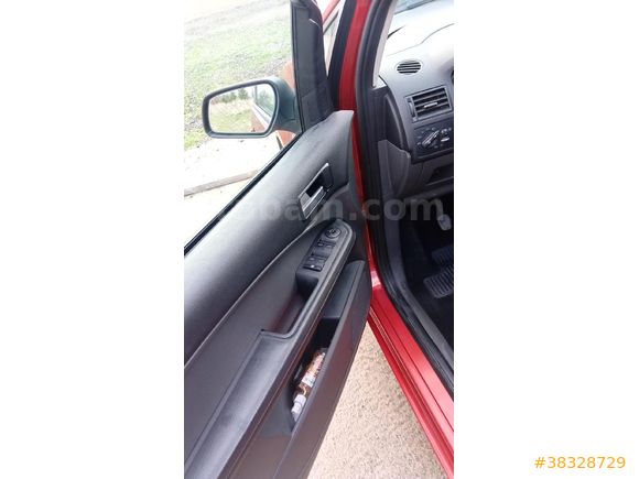 Sahibinden Ford C-Max 1.6 TDCi Ghia 2006 Model