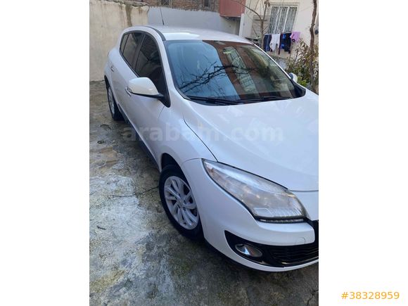 Sahibinden Renault Megane 1.6 Touch 2013 Model  126 bin km Beyaz